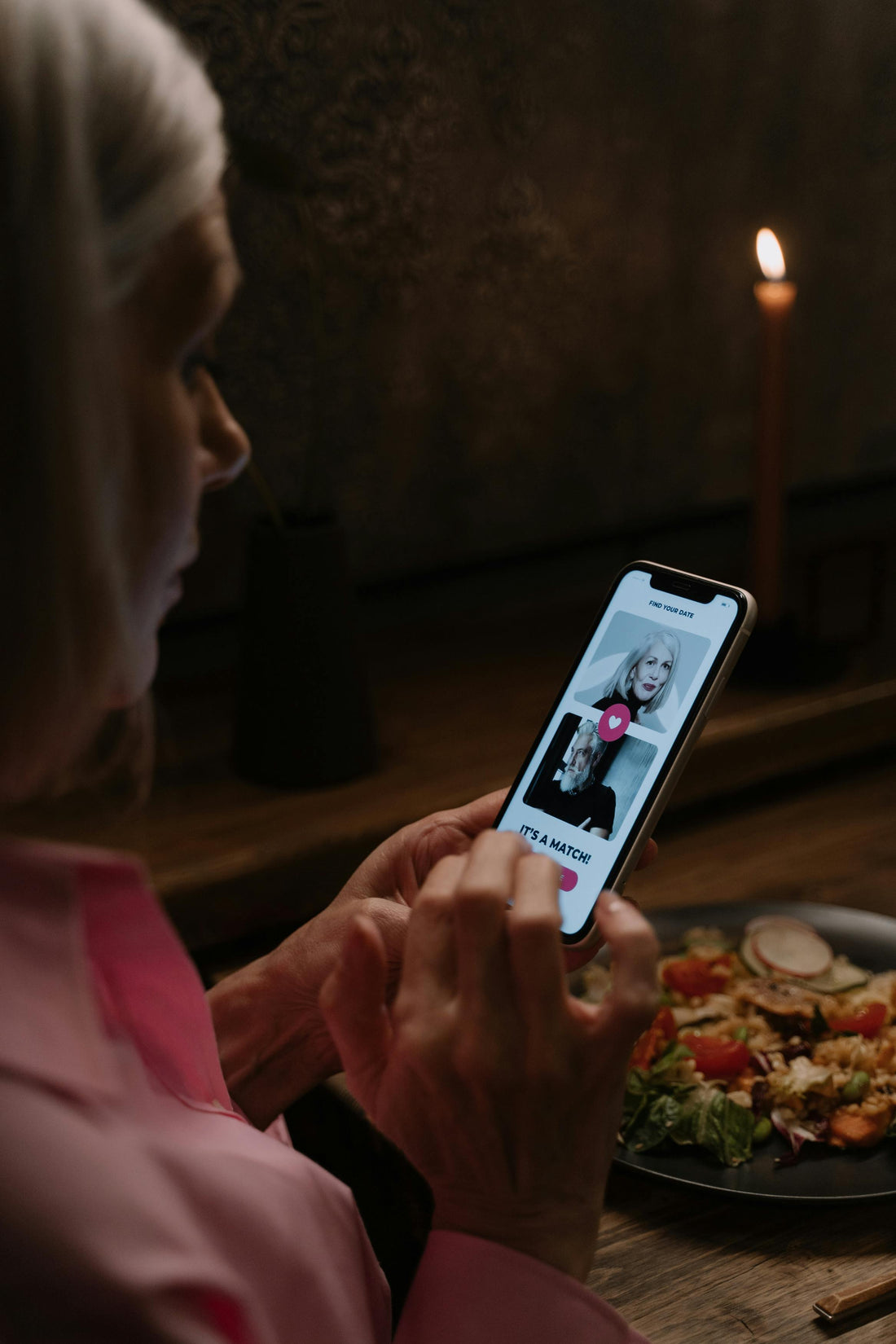 The Dating App Profile and the Photoshop Fail